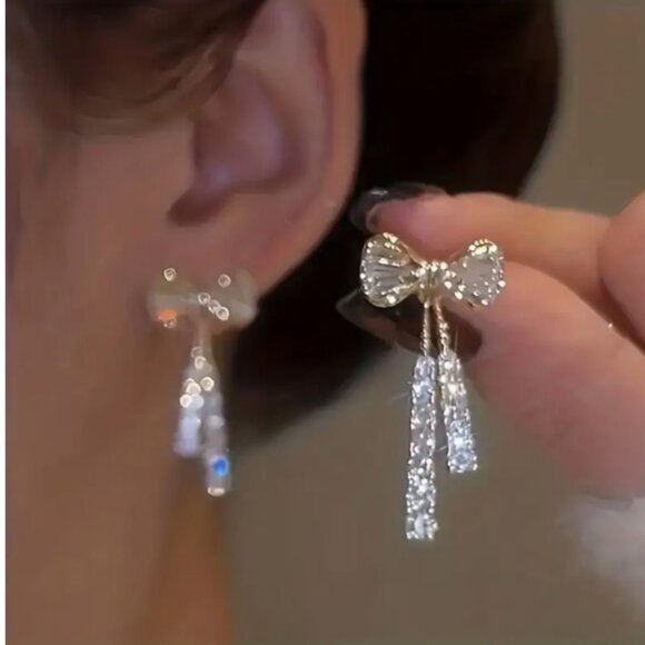 New! Full Rhinestone Bow Tassels Drop Earrings - Picture 1 of 2